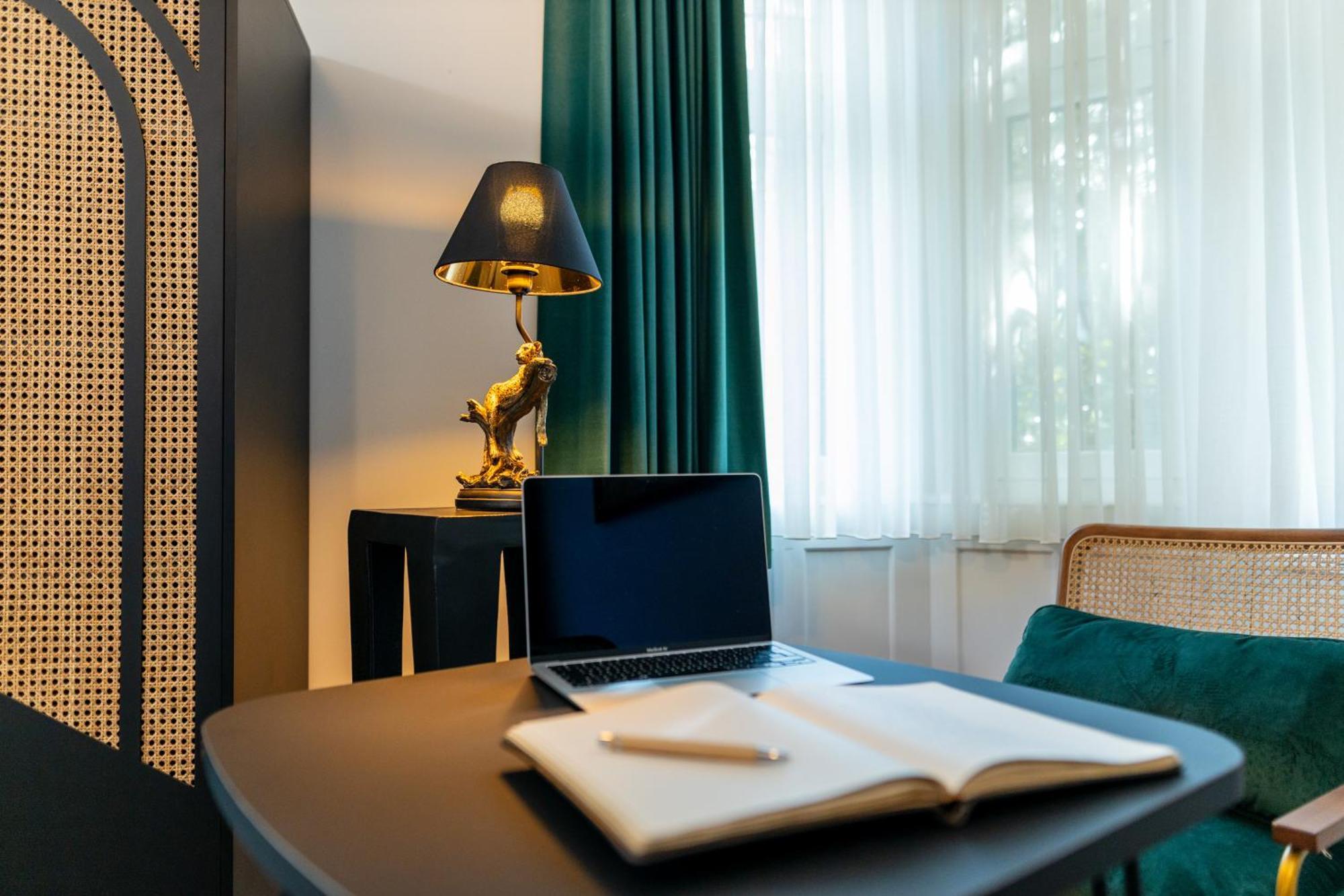 Boutique Hotel Bundschuh 3 Sterne Superior Lohr Exteriör bild